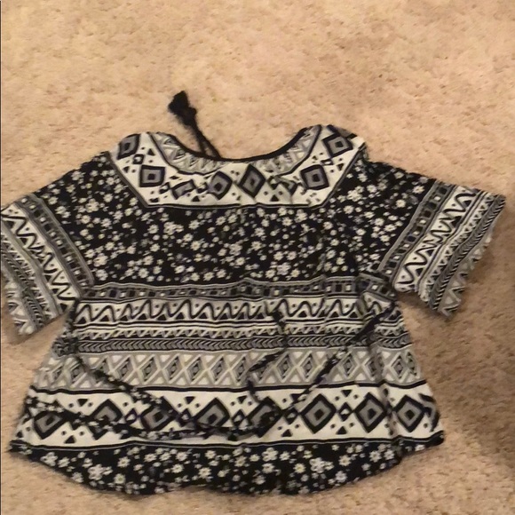 Youth Girls Size 12 Blouse - Picture 2 of 3